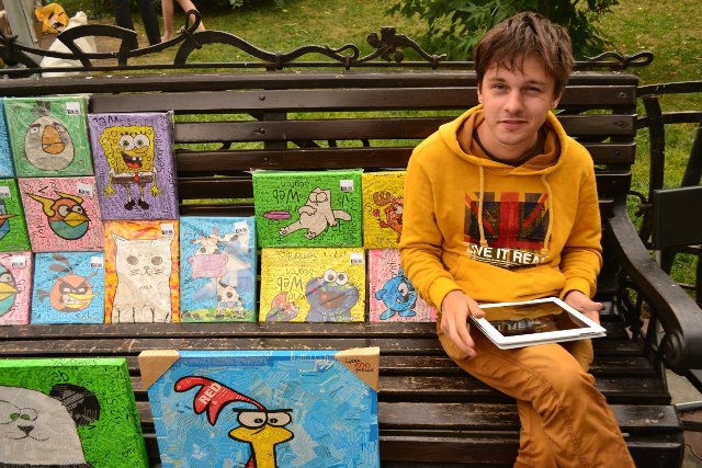 Подсел на клей