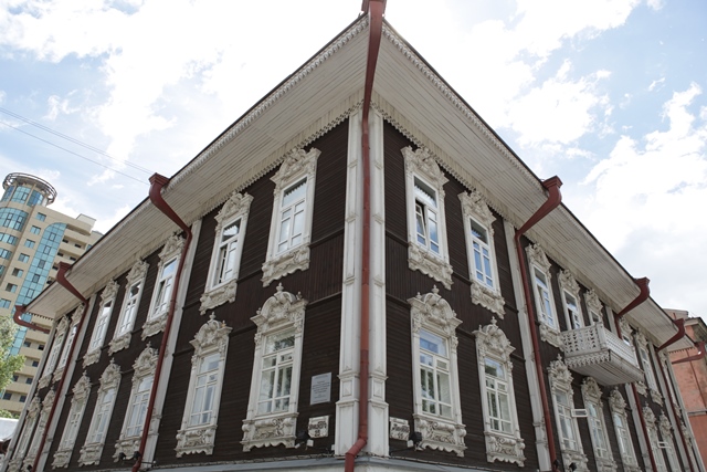 Ленина 11