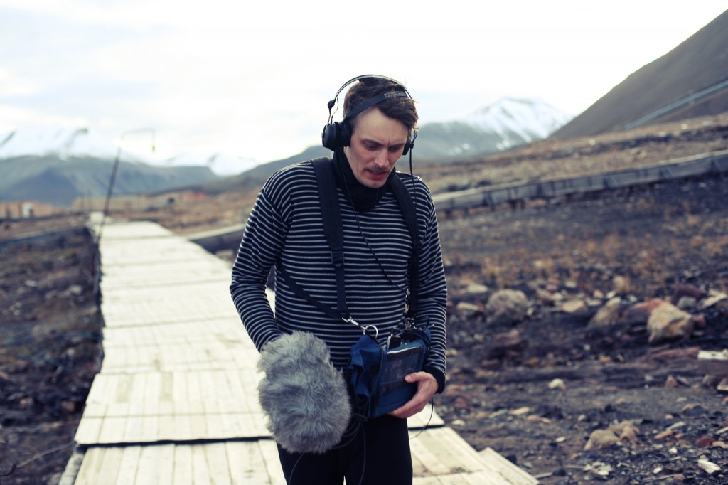 «Efterklang: призрак Пирамиды»/ Efterklang: The Ghost of Pyrmida. Дания, 2012. Фильм рассказывает о приключениях группы Efterklang в заброшенном…
